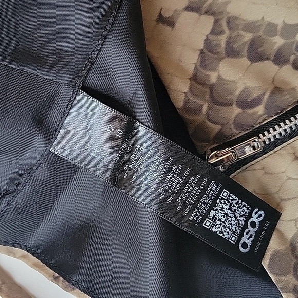 ASOS Snake Print Crop Top NWT - Picture 10 of 10